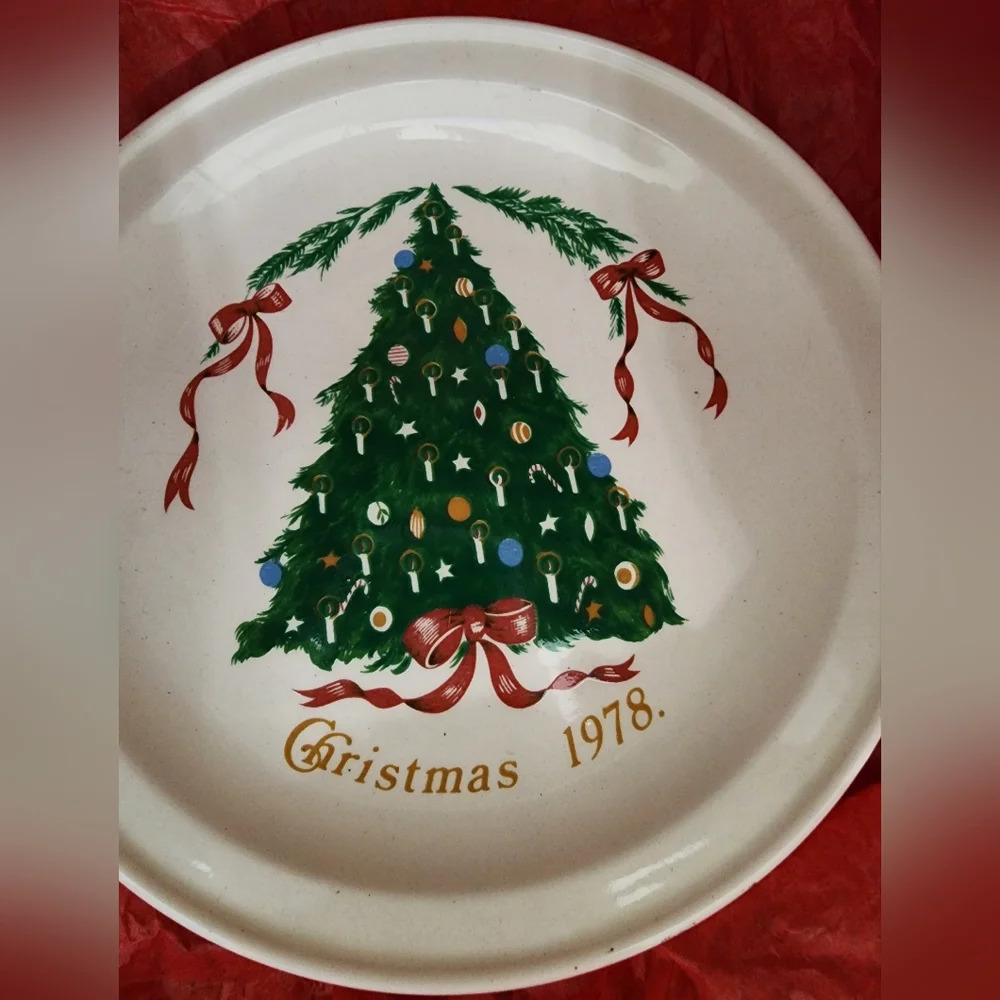 π² π½ Lillian Vernon 1978 Christmas Ceramic plate - Picture 3 of 5